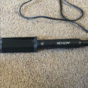 Revlon crimper